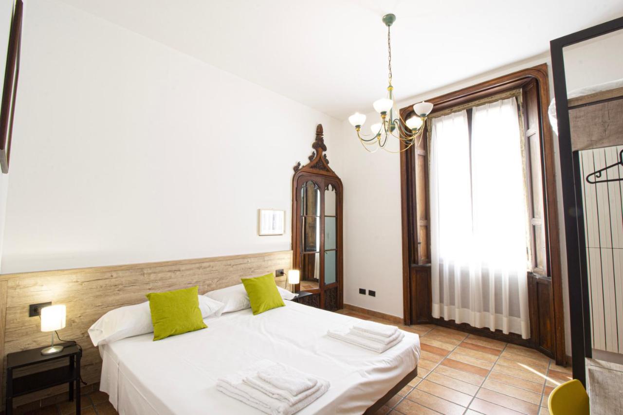 Hotel Tornielli 9 By Lvg Hotel Collection نوفارا المظهر الخارجي الصورة