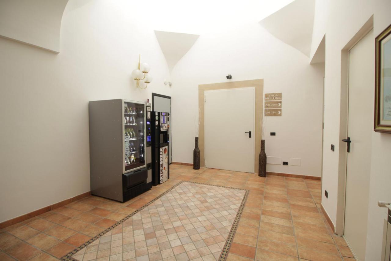 Hotel Tornielli 9 By Lvg Hotel Collection نوفارا المظهر الخارجي الصورة