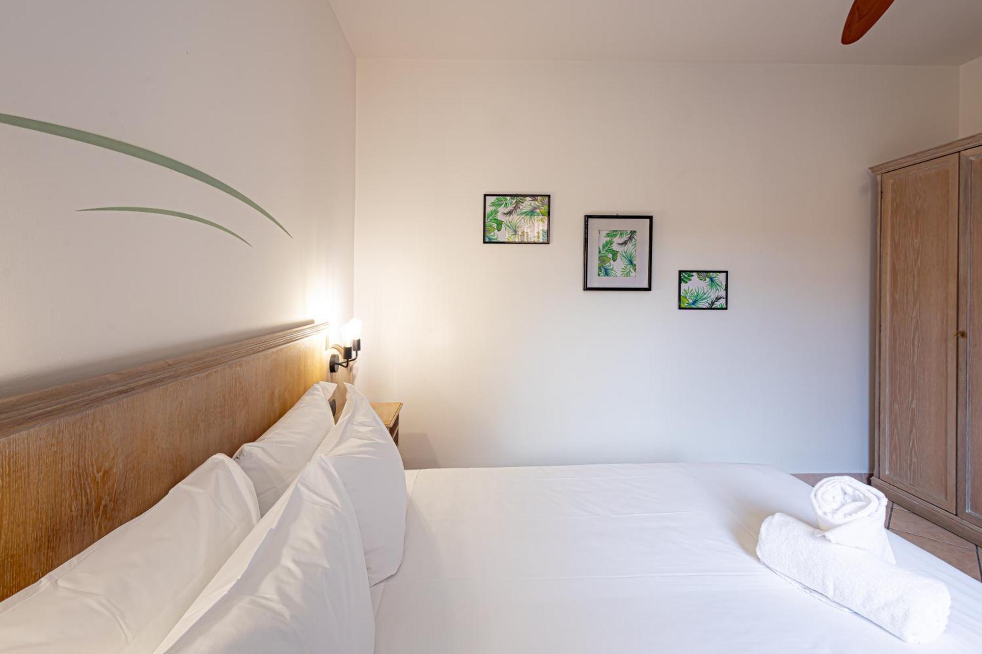 Hotel Tornielli 9 By Lvg Hotel Collection نوفارا المظهر الخارجي الصورة